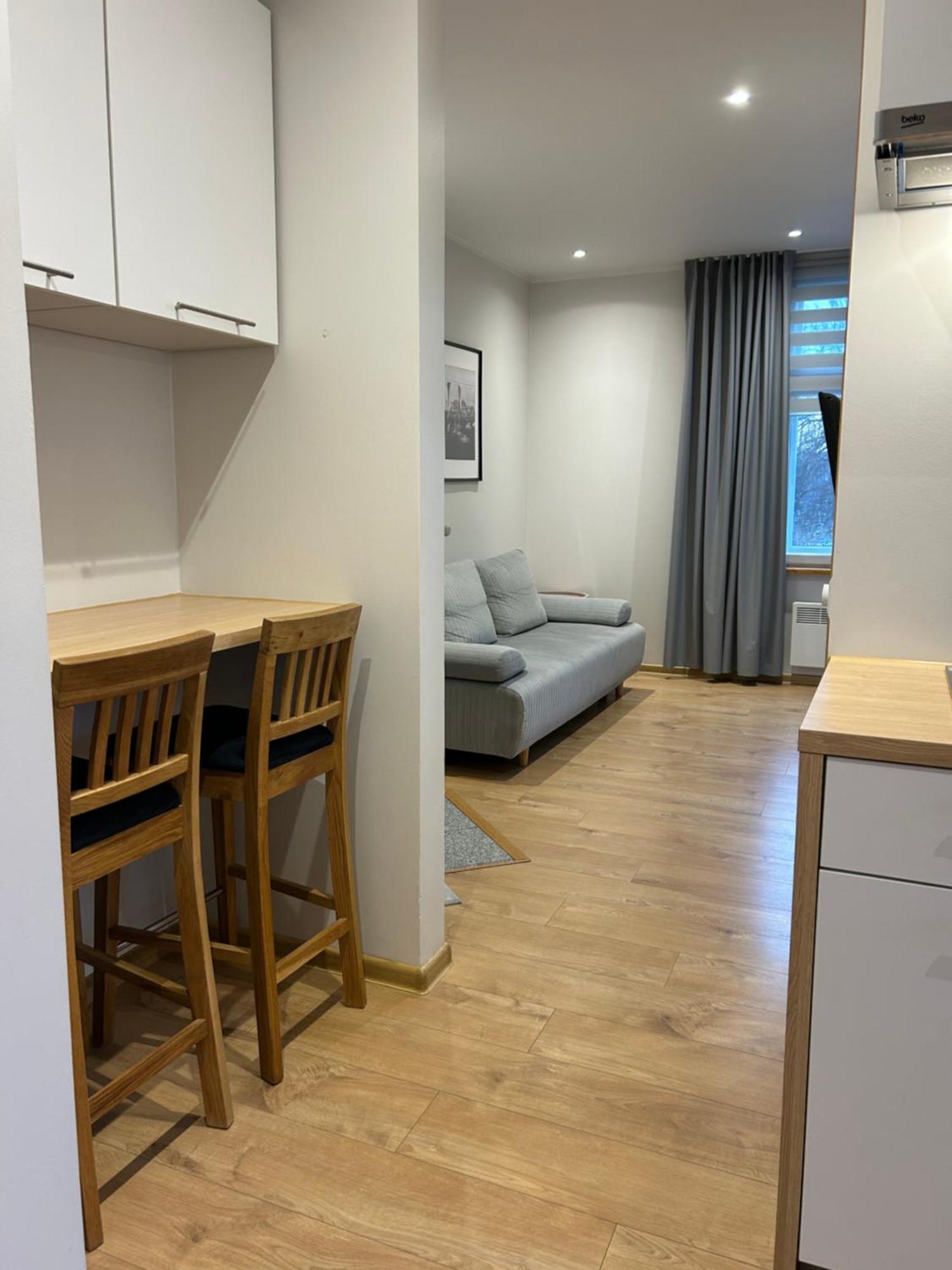 Jon'S 2 Apartments 派尔努 外观 照片