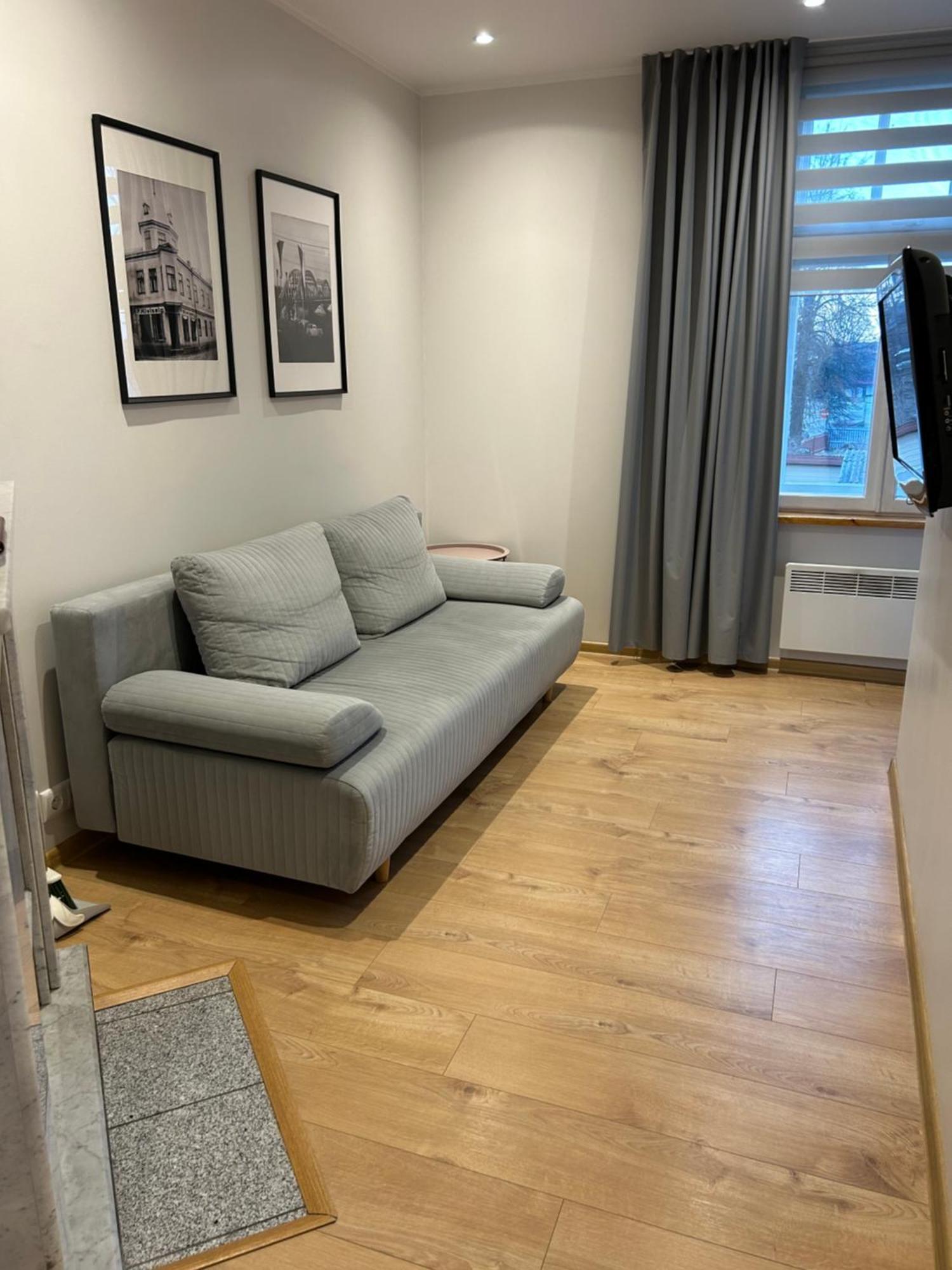Jon'S 2 Apartments 派尔努 外观 照片